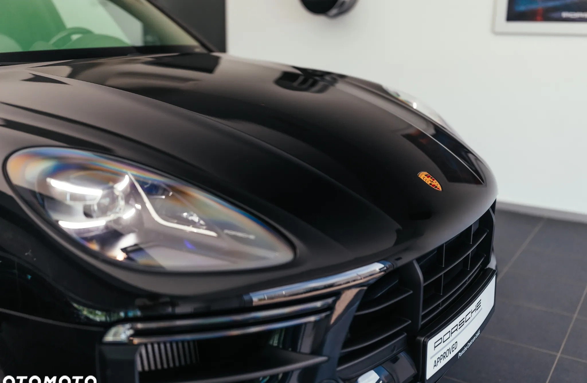 Porsche Macan cena 349900 przebieg: 46200, rok produkcji 2019 z Dąbie małe 562